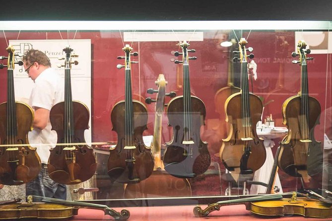 Cremona: Full Day Tour From Milan - Small Group Tour - Exploring Cremona