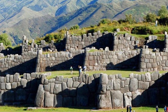 Cusco Wonderful 5 Days and 4 Nights - Shopping Local Artisan Markets