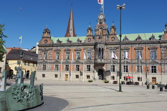 Cycle Malmö With an Audio Guide - Pedaling Through Slottstradgarden