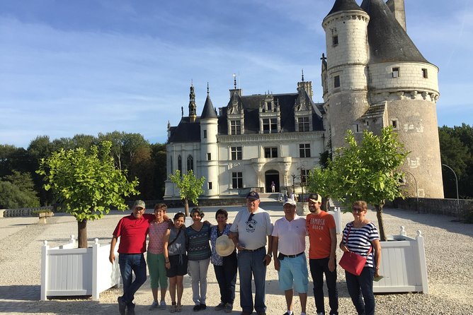 Day at the Castles of Chenonceau and Chambord From Blois - Meeting and Pickup