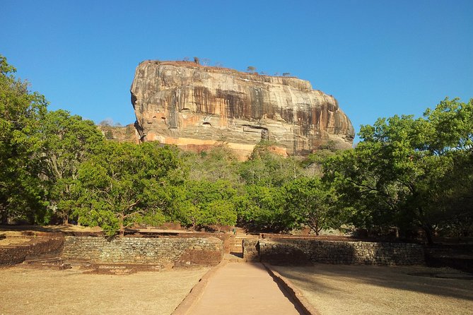 Day Trip to Sigiriya & Dambulla (All-Inclusive) - Highlights of Sigiriya