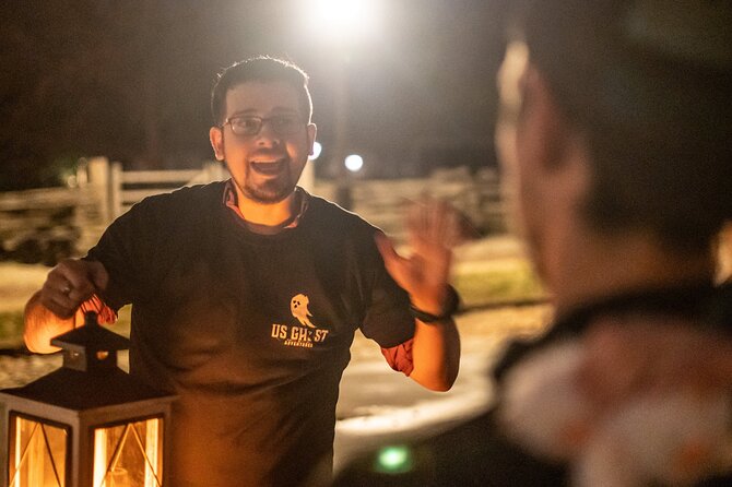 DC Ghosts Boos and Booze Haunted Pub Crawl By US Ghost Adventures - Navigating the Haunted Crawl
