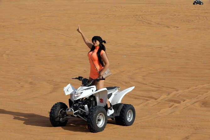 Desert Safari in Dubai - Arabian Hospitality and Cuisine