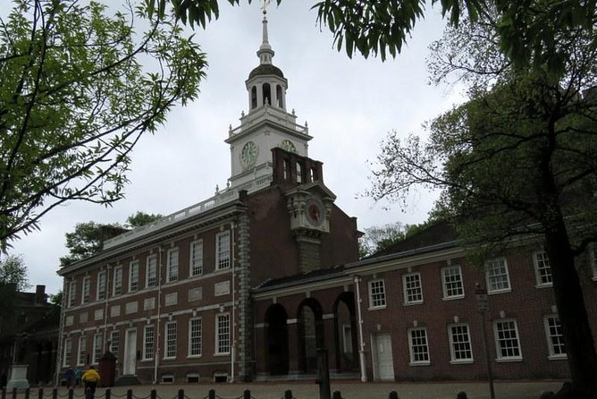 Discovering Colonial Philadelphia Private Walking Tour - Tour Features and Accessibility