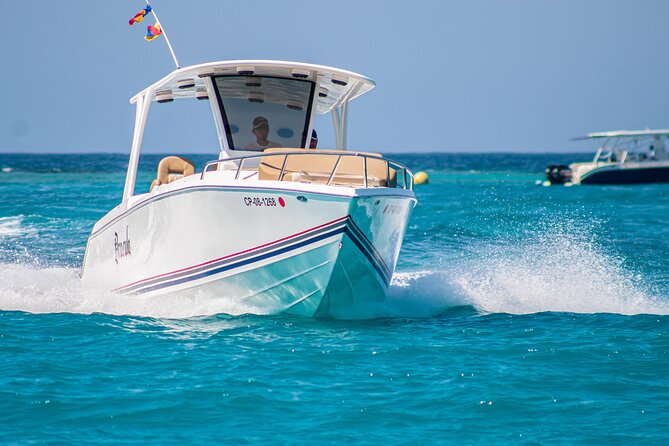 Dracula Boat Rental for Rosario Islands - Included Amenities
