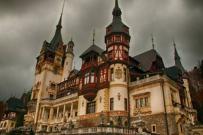 Dracula's Castle, Brașov City and Peleș Castle, Private Tour - Itinerary Details