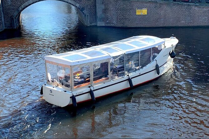Dutch Cheese and Drinks Guided Amsterdam Canal Cruise With Locals - Tour Duration and Size