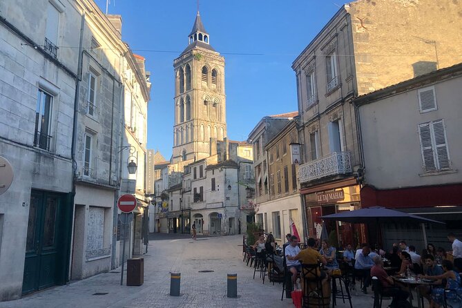 E-Scavenger Hunt Cognac: Explore the City at Your Own Pace - Meeting and End Point