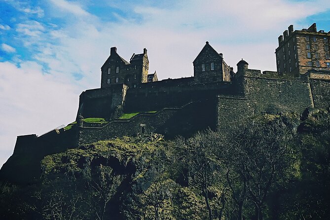 Edinburgh Royal Mile (New Self Guided Tour) - Opening Hours and Booking
