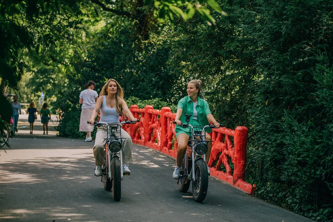Electric Fatbike Full Day Rental in Breda - Included Equipment and Accessories