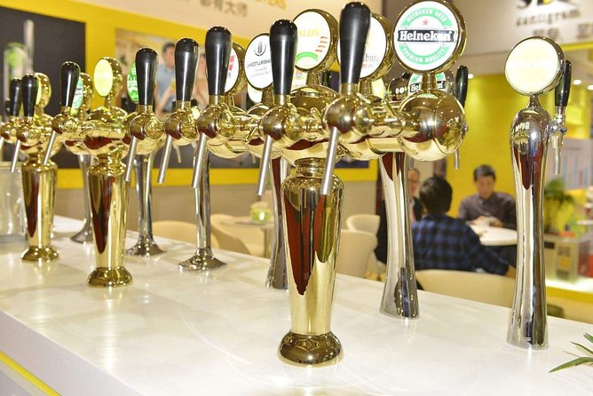 Evening Food Private Tour With Brewery Taproom Hopping at Slow Boat in Beijing - What to Expect