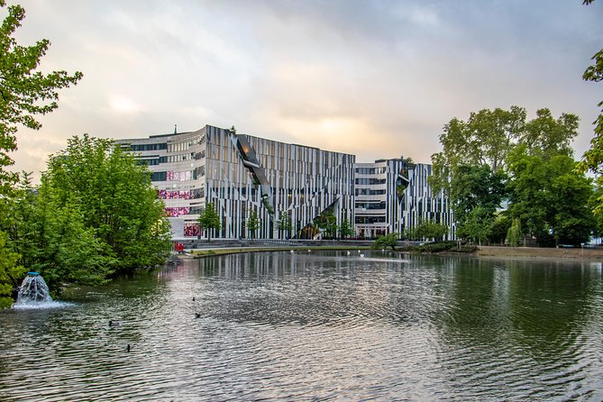 Explore Dusseldorf in 60 Minutes With a Local - Exploring the Tonhalle Concert Hall