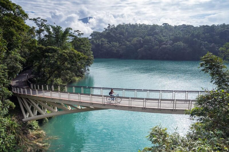 🛥️ Private 1 Day Sun Moon Lake Escape Tour From Taipei - Itinerary Highlights
