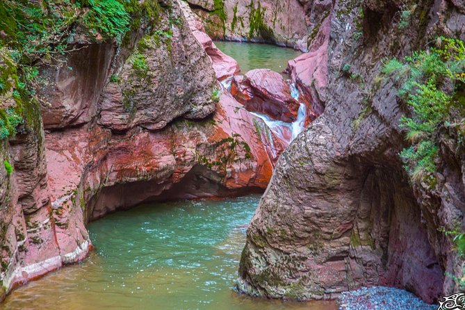 Fabulous Red Canyon and Entrevaux Private Full Day Tour - Discovering Entrevaux