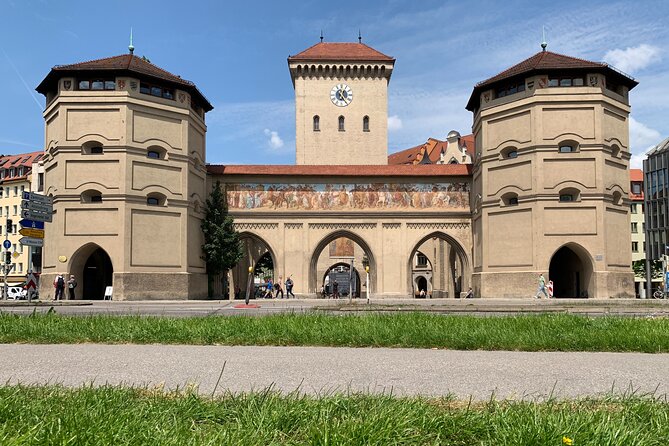 Fall in Love With Munich in a Private Old Town Walking Tour - Uncover Hidden Gems and Local Insights