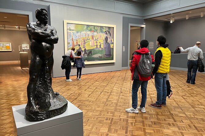 Ferris Bueller Movie Tour at the Art Institute of Chicago - Knowledgeable Tour Guide and Multimedia Enhancements