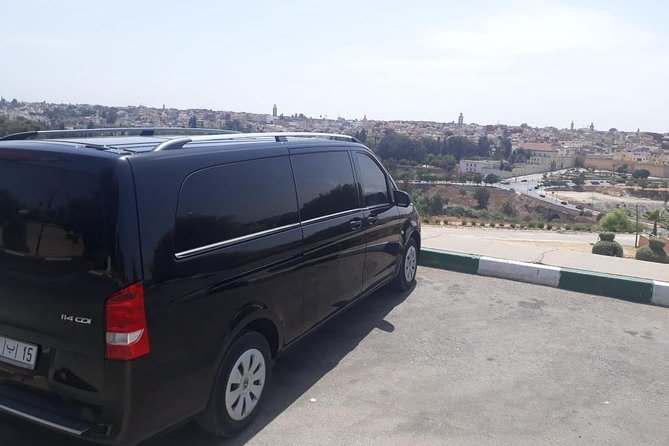Fez : One-Way Private Airport Transfer - English or French-speaking Driver