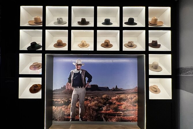 Fort Worth Highlights, Billy Bob's & John Wayne Review - Lunch and Dining Experience