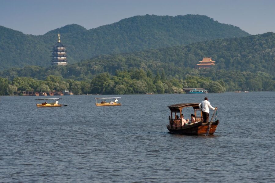 From Shanghai: Full-Day Private Hangzhou Tour