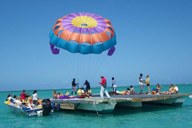 Full-Day At Ile Aux Cerf: Speed Boat, GRSE, Lunch On A Private Island & Transfer - Speedboat Ride to Ile Aux Cerf