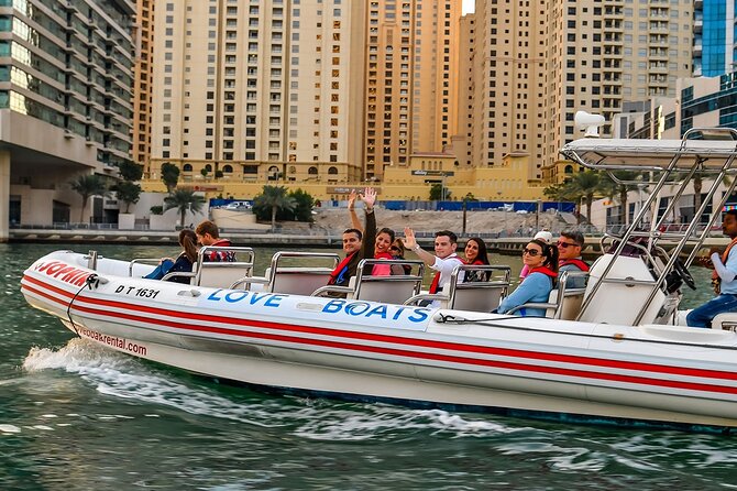 Full-Day Guided Speedboat Tour in Dubai - Inclusions and Amenities