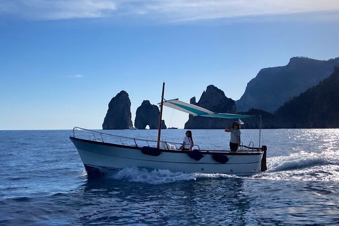 Full Day Private Guided Boat Tour of the Capri Coast - Inclusions and Amenities