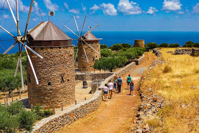 Full-Day Private Guided Tour in a Breathtaking Crete Island - Convenient Transportation Options
