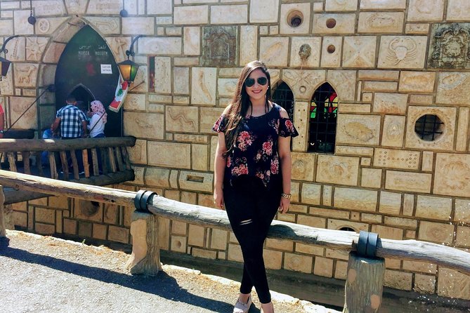 Full-Day Private Tour to Beiteddine, Deir El Qamar, Mousa Palace - Transportation Details