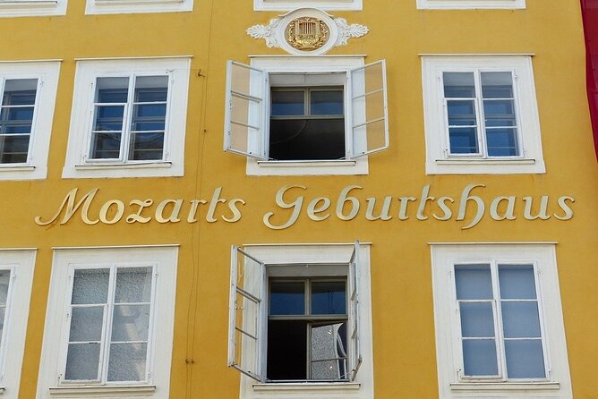 Fun & Mobile Puzzle Rally Tour Through Salzburg - Schedule and Availability