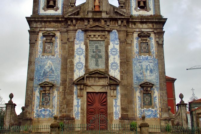 Galicia & North of Portugal, 6 Day Escorted Tour From Madrid - Transportation and Accommodations