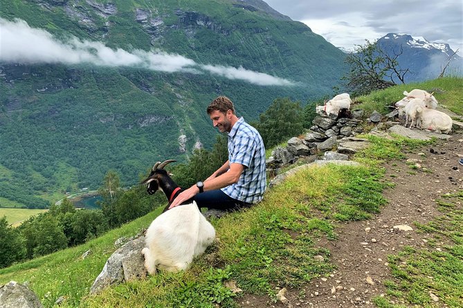Geiranger Tour in the Footsteps of Royalty  - Andalsnes - Scheduling the Private Geiranger Excursion