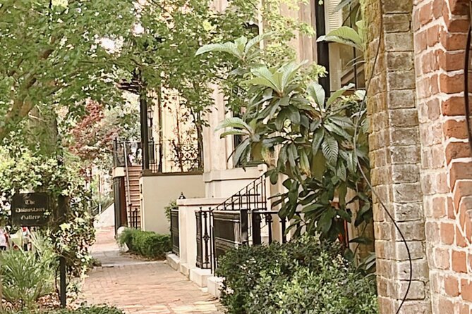 Genteel & Bards Savannah Womens History Walking Tour - Accessibility Options Available
