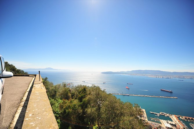Gibraltar Inside Out Panoramic Tour 1hrs Plus - Scenic Views Exploration