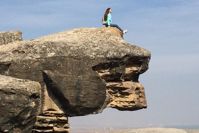 Gobustan Rock Art & Mud Volcanoes Tour - Experiencing the Mud Volcanoes