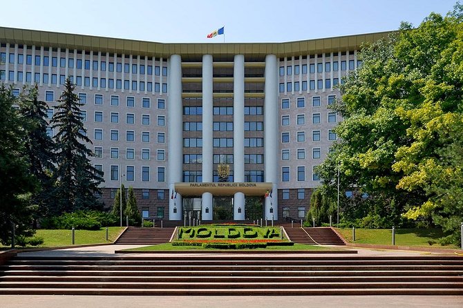 GROUP - Walking City Tour - Exploring Chisinau