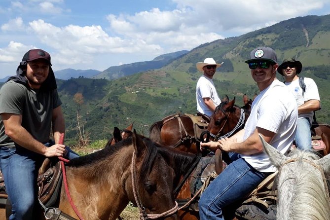 Guatape Horseback Andes Paradise With El Penol Rock - Horseback Riding Experience