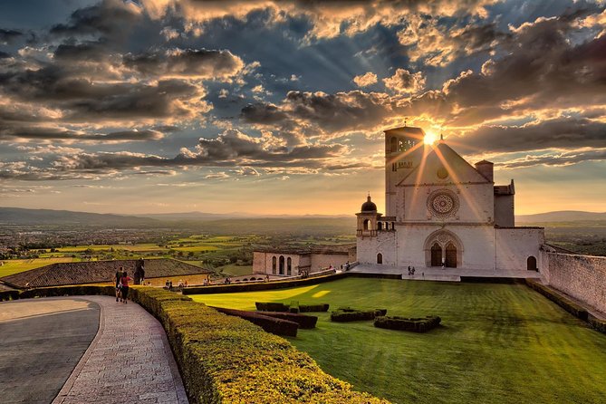 Guided Tour of Assisi - Exploring the Historic Town of Assisi