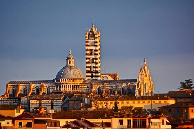 Guided Walking Tour of the Streets of Siena With Aperitif - Meeting and End Points