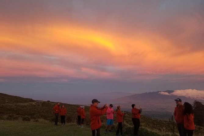 Haleakala Pre Dawn Self Paced Bicycle Tour - Included Equipment and Beverages