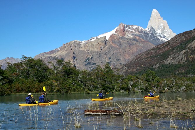 Half Day Kayak Rio De Las Vueltas (Condor Lagoon Refuge). - Included Services