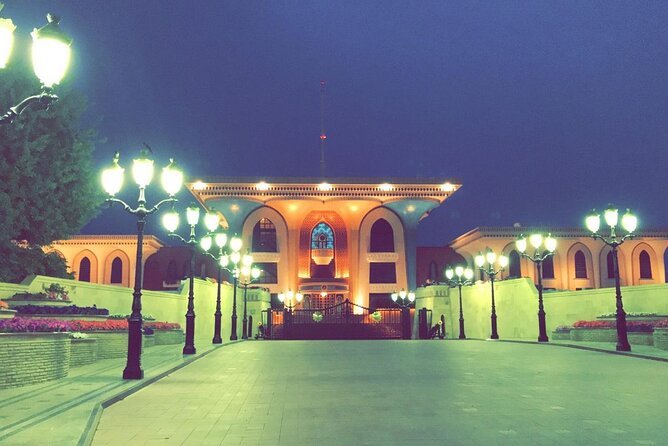 Half Day Private Guided Tour in Muscat With Pickup - Accessibility and Participation