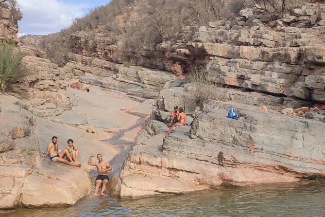 Half Day Tour to Paradise Valley - Included Services