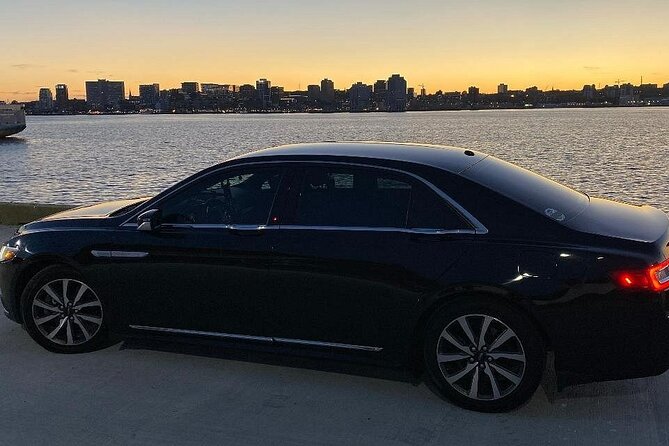 Halifax YHZ Airport Pre-Arranged Luxury Sedan Service - Pickup and Drop-off Procedures