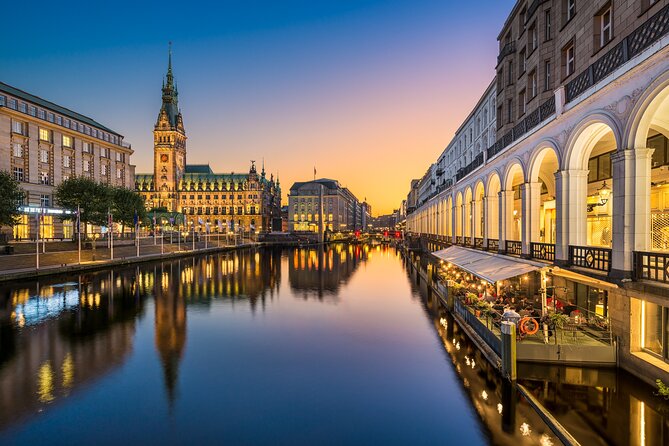 Hamburg at Night: Old Town & St Pauli Private Tour - Meeting Point and End Location