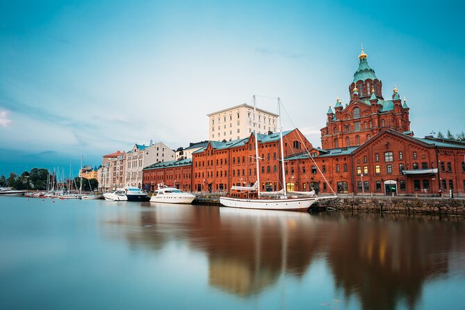 Helsinki Highlights Tour By Tram And Walking - Visiting Temppeliaukio Church