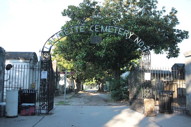 Historic Garden District Walking Tour - Historical Context and Highlights