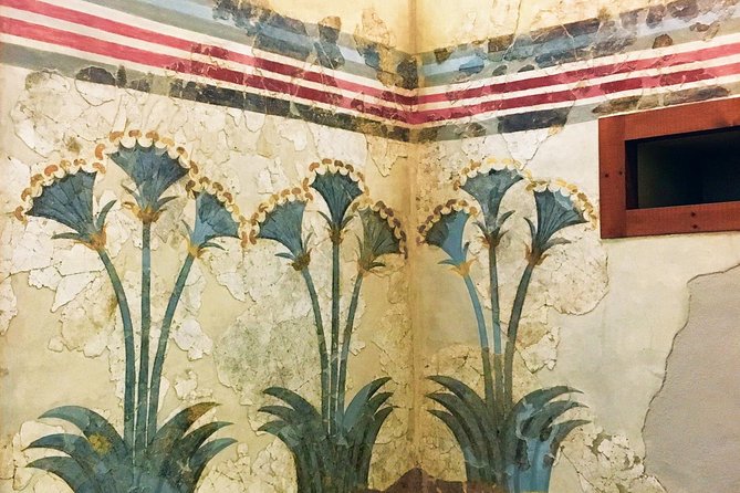 Historic Heritage Tour of Santorini (Akrotiri) - Visiting the Museum of Prehistoric Thera