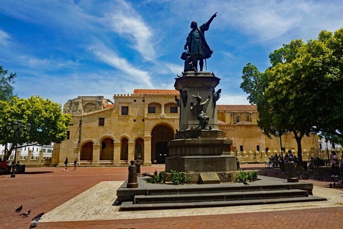 Historical Tour in the Colonial City of Santo Domingo - Meeting and Pickup