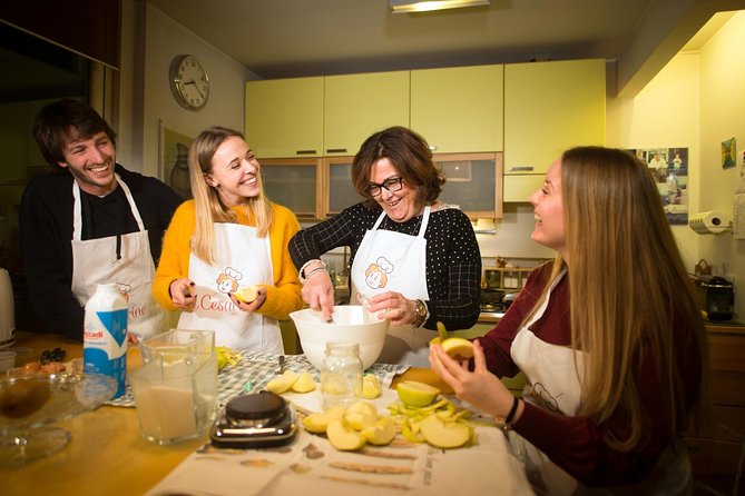 Home Cooking Class & Meal With a Local in Riomaggiore - Overview of the Experience