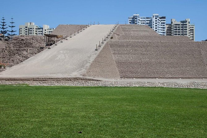Huallacmarca Pyramid & Larco Museum - Footprints of the Past - Exploring the Larco Museum Exhibitions